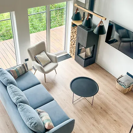 Noir 256 With Its Own Swimming Pool, Hot Tub, And Sauna * Yablunytsya