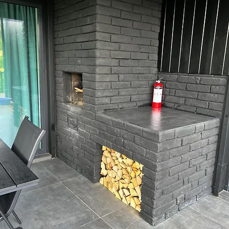 Noir 256 With Its Own Swimming Pool, Hot Tub, And Sauna *